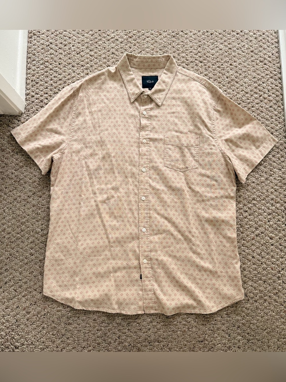 Rails Beige Short-Sleeve Button-Down Shirt with Subtle Geo Diamond Print